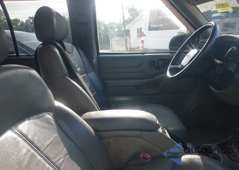 2000 Chevrolet Blazer Lt z USA, uszkodzony, nr VIN 1GNDT13W5Y2381009